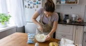 Вечером смешиваю кефир с солью: утром балую семью нежным сыром – вкуснее и дешевле «Феты»